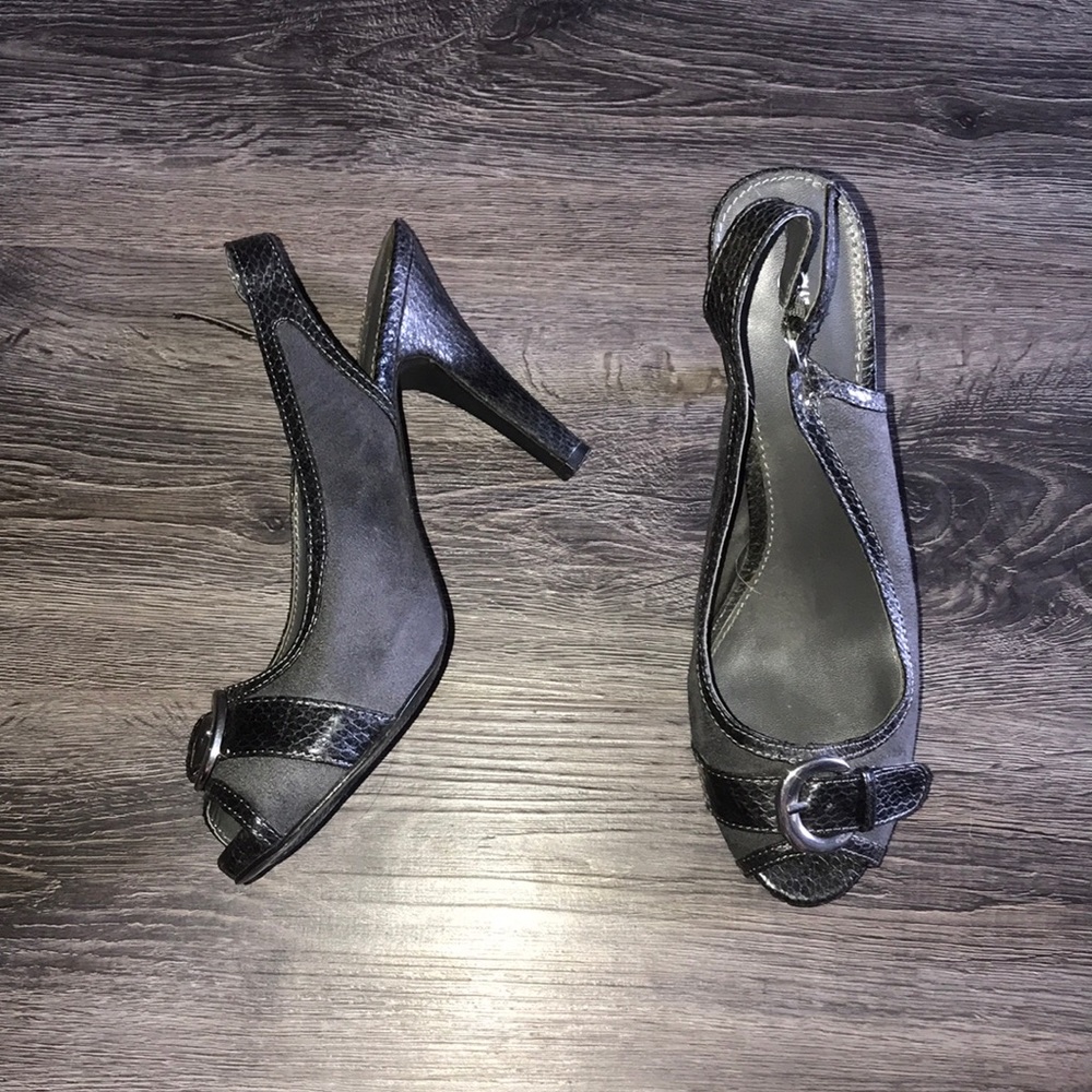 Open-toe Heels